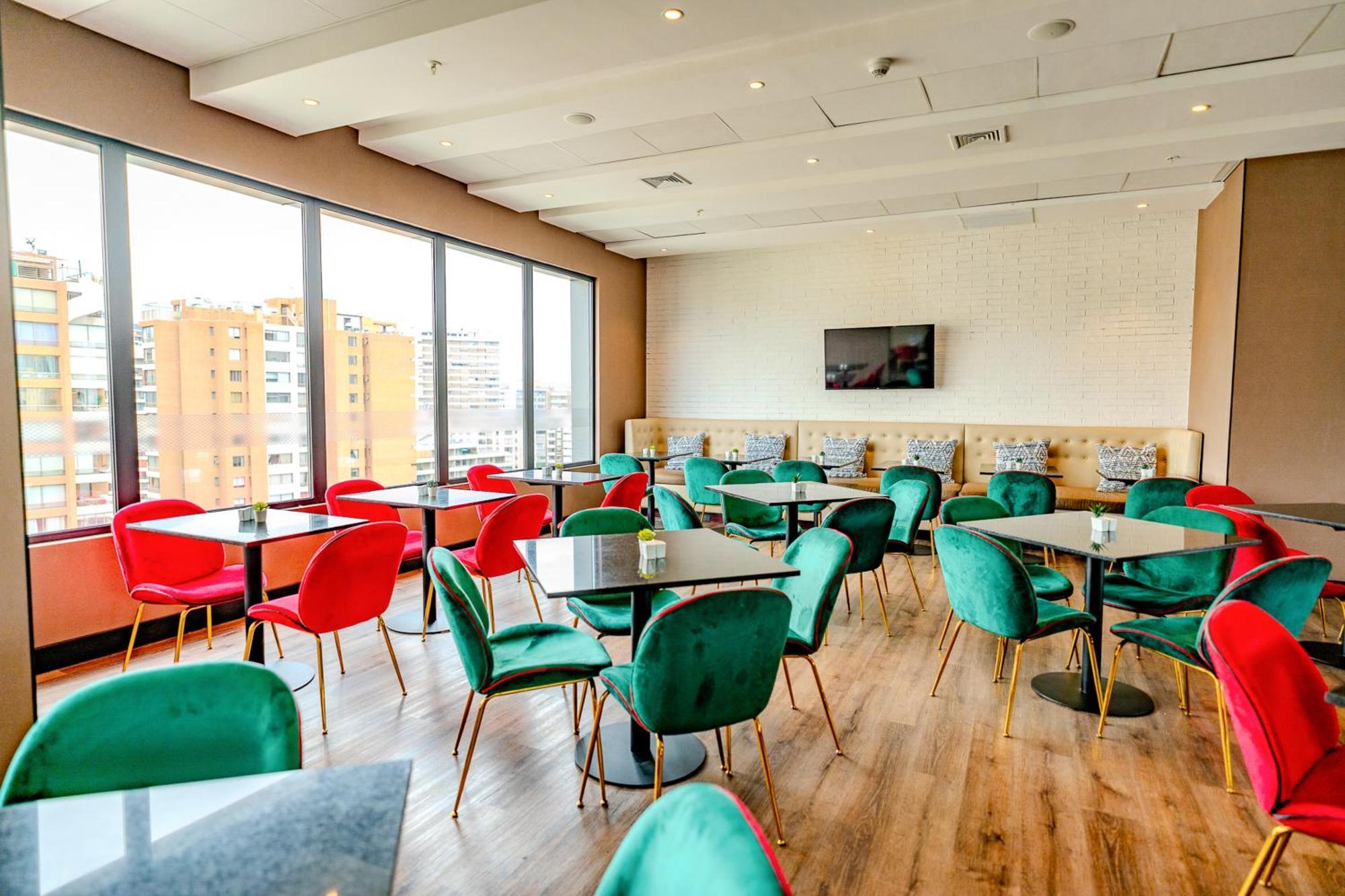 Hampton By Hilton Santiago Las Condes Exterior photo