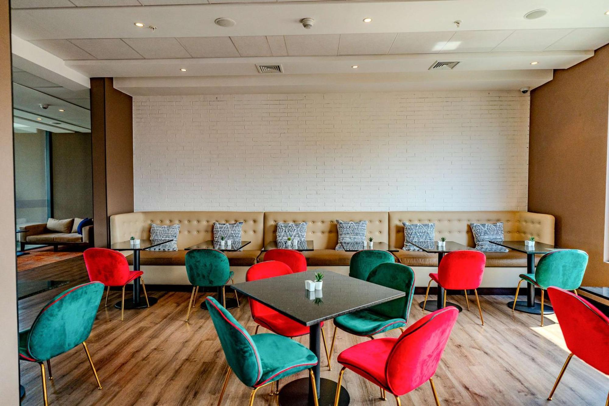 Hampton By Hilton Santiago Las Condes Exterior photo